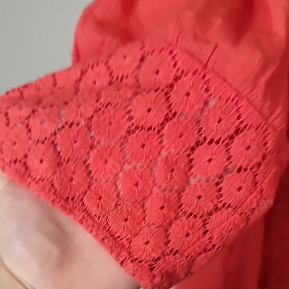 Zac & Rachel women's size 3X Coral Pink top with intricate lace detailing - Picture 7 of 10